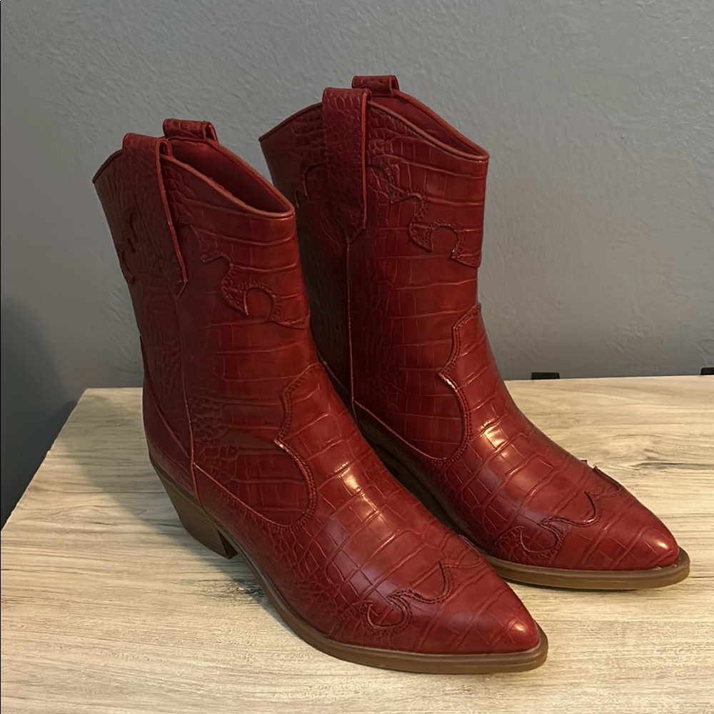 MIA Red Ankle Booties with Croc Texture